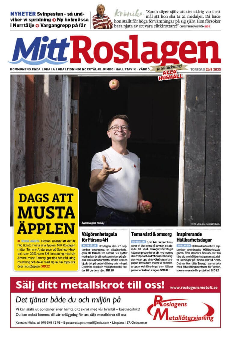 En person som jonglerar med äpplen vid en dörröppning. I tidningshuvudet står "Mitt Roslagen" med olika rubriker och artiklar på svenska. Annonser är synliga längst ner, daterad 21/9 2023, men det känns som en scen från FEB 2023, en kylig TORSDAG-eftermiddag.