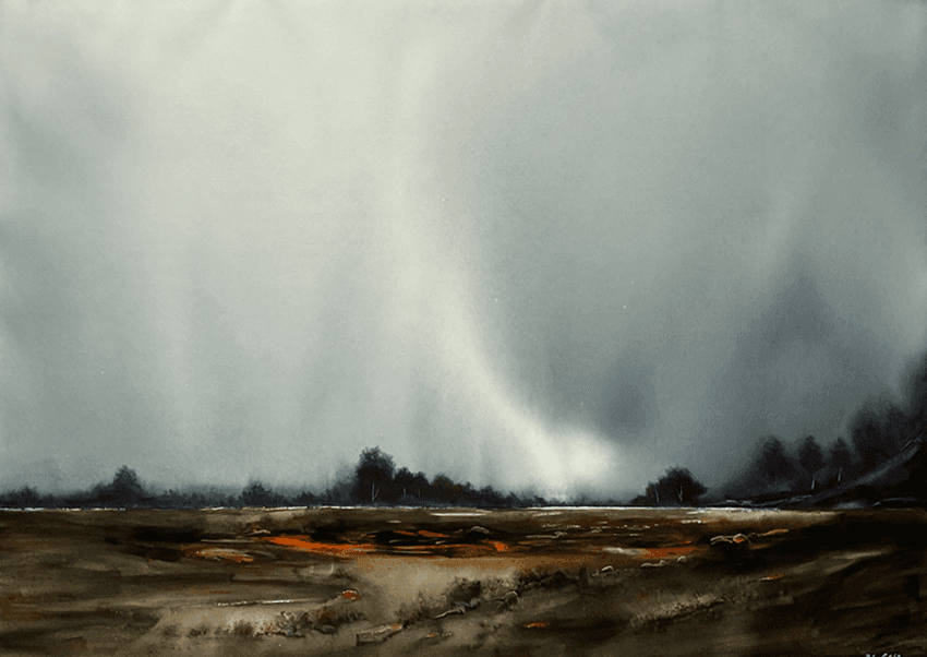 Ett platt, kargt landskap under en molnig, grå himmel. Mörka, suddiga trädsilhuetter avtecknar sig mot horisonten. I förgrunden syns en ojämn, grov mark med fläckar av orange och brunt. Den övergripande stämningen är dyster och mulen.